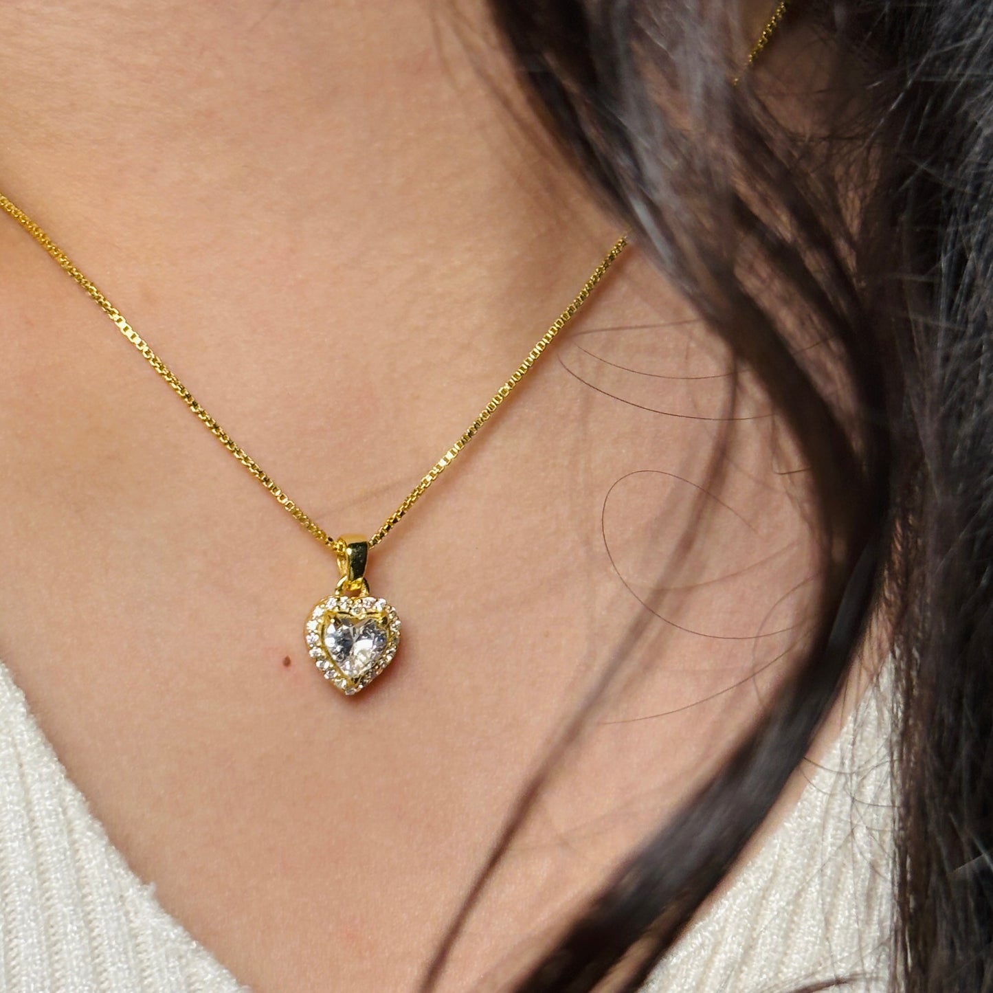 Golden Solitaire Heart Pendant