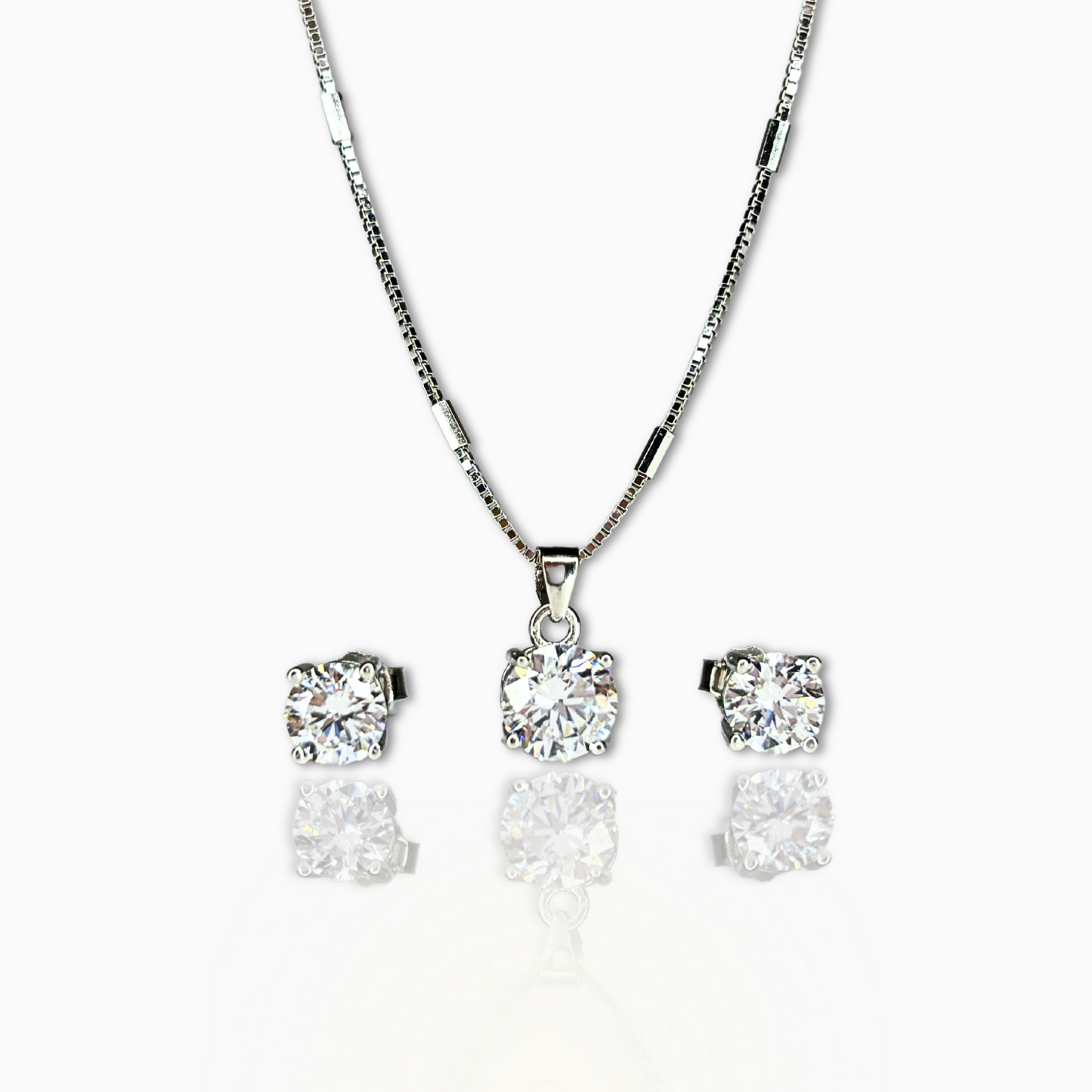 Classic Silver Solitaire Set with chain