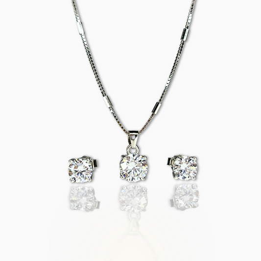 Classic Silver Solitaire Set with chain
