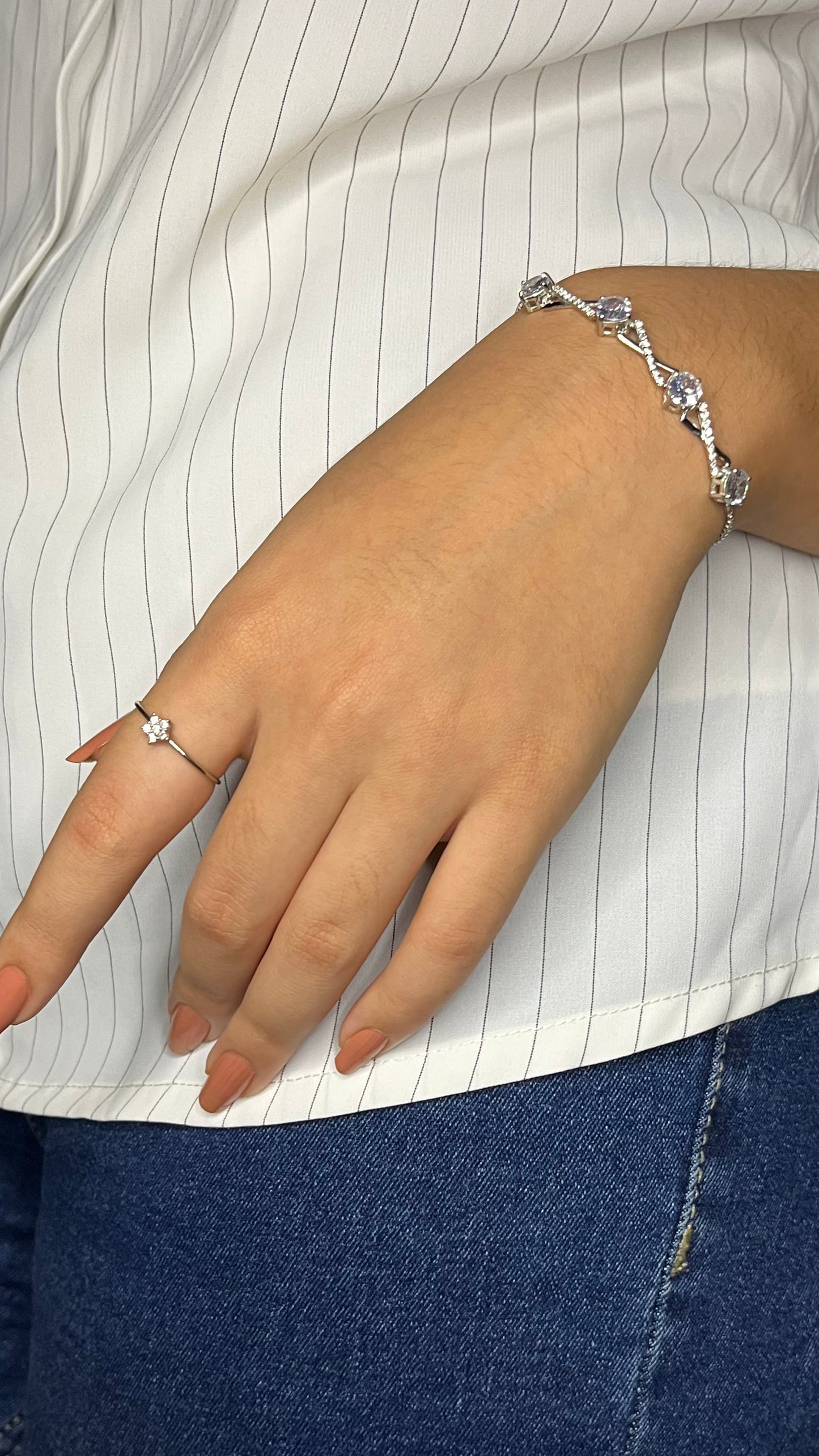 Silver Entangled solitaire Bracelet