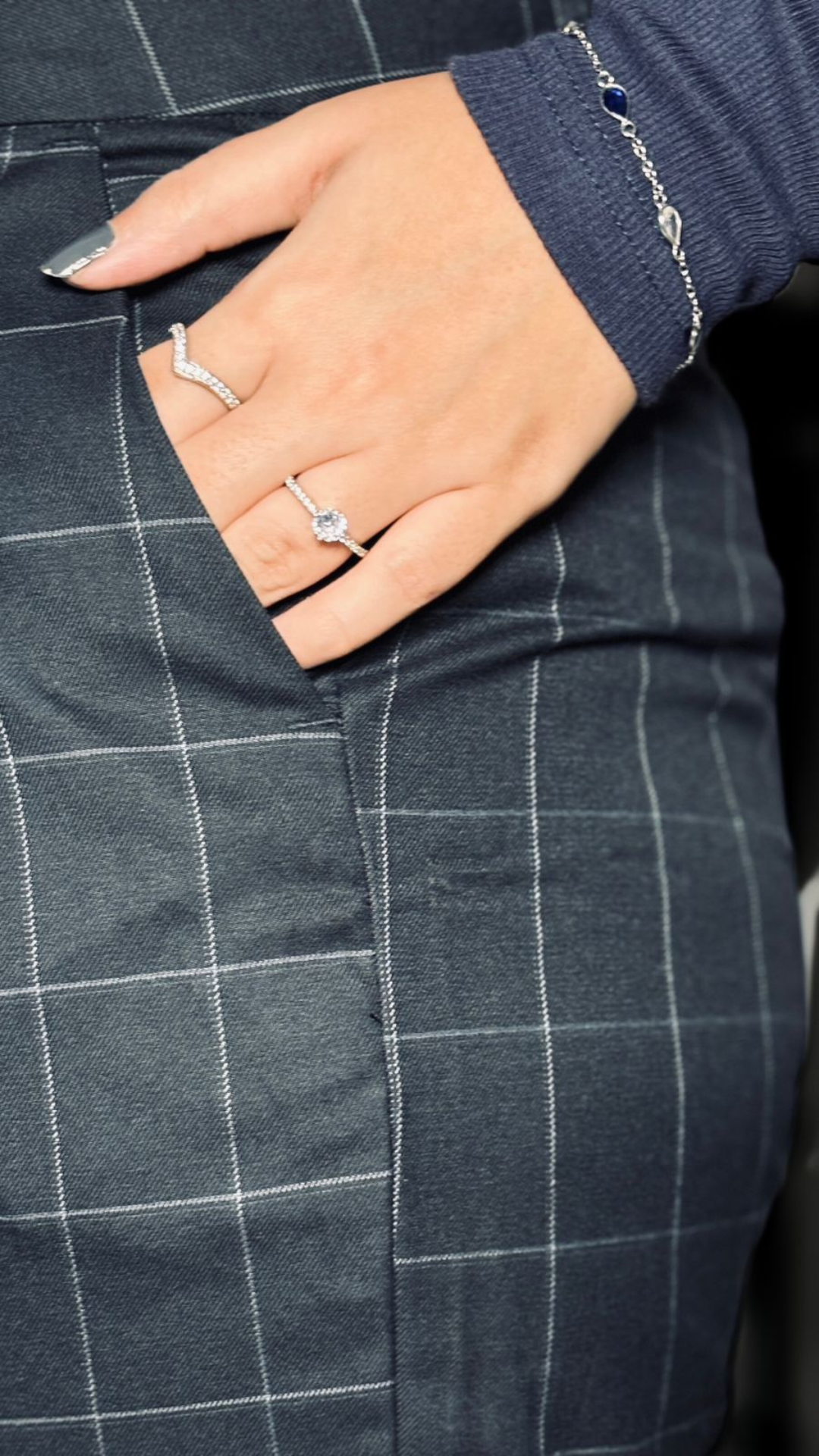 Vanki's Silver Elegant Ring